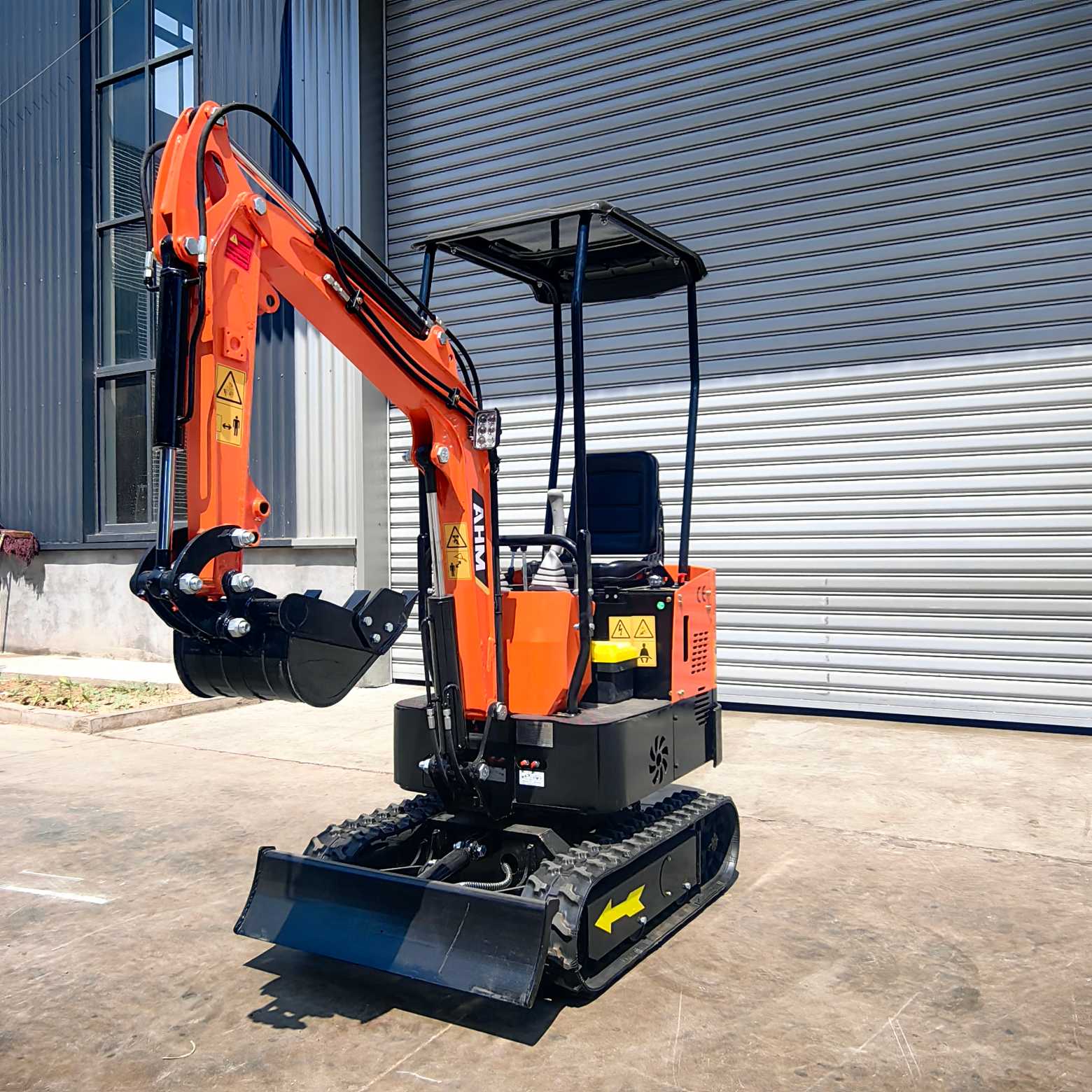 Miniescavadeira de esteira