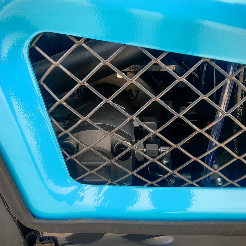 2 tonový pásový minibager Bagr