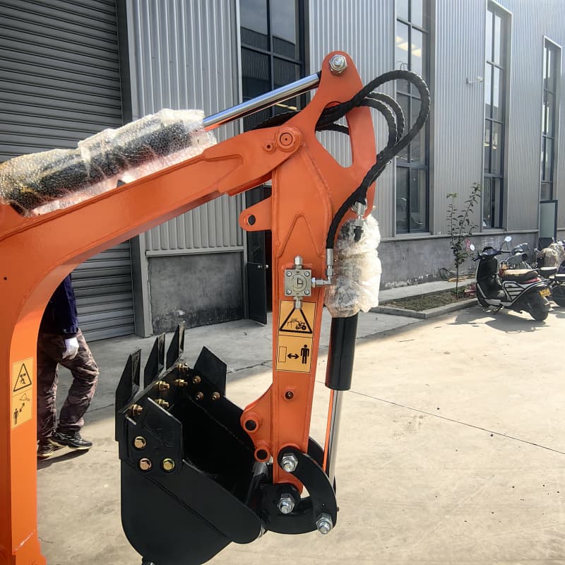 1.5 Tonluk Mini Ekskavatör Paletli