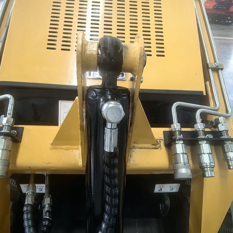 Mini Tekerlekli Paletli Yükleyici